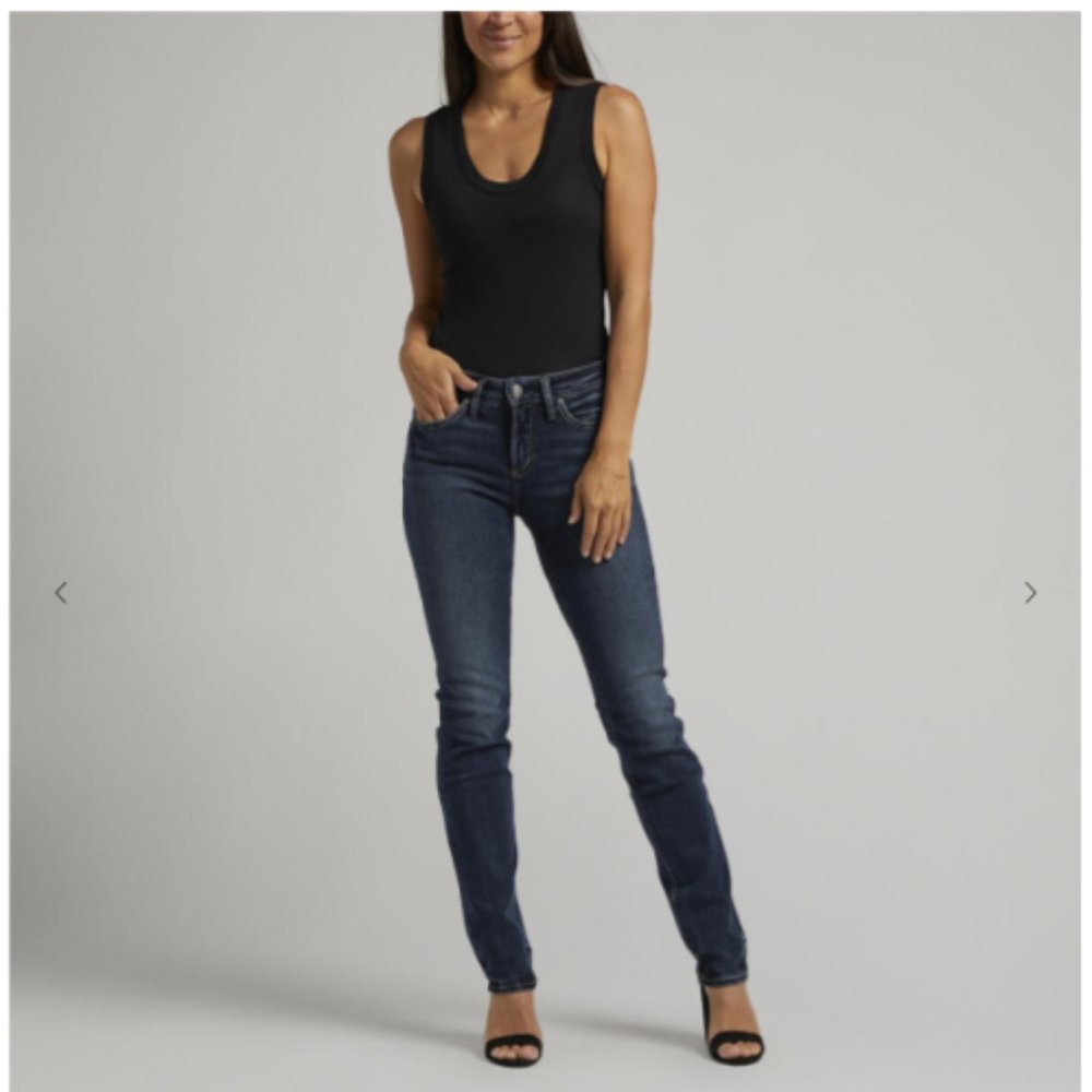 NWT Silver Suki Mid Rise Straight Leg Jeans 25x31 Indigo NWT